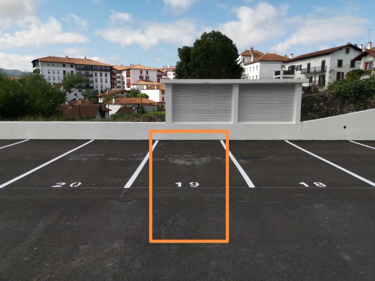 Goxoa - Appartement au Calme, Centre Ville, Parking - WiFi&Netflix Hendaye Exterior foto